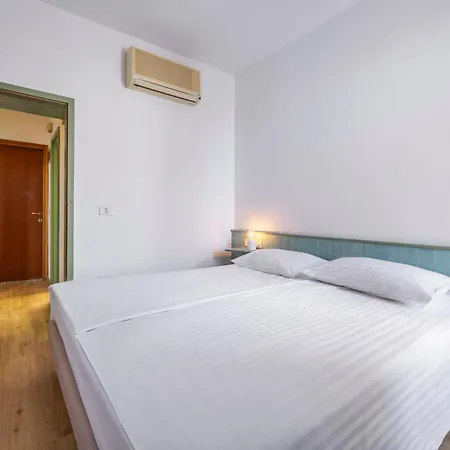 Barka Apartment