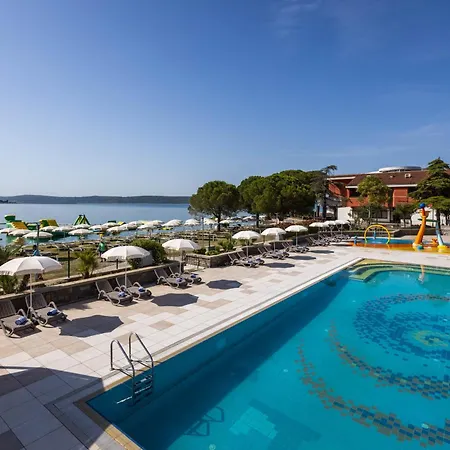 维拉巴尔卡公寓 公寓 *